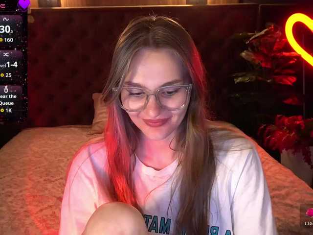 DiamondGoldie live cam on BongaCams