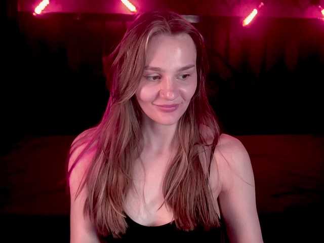DiamondGoldie live cam on BongaCams