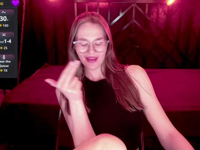 DiamondGoldie live cam on BongaCams