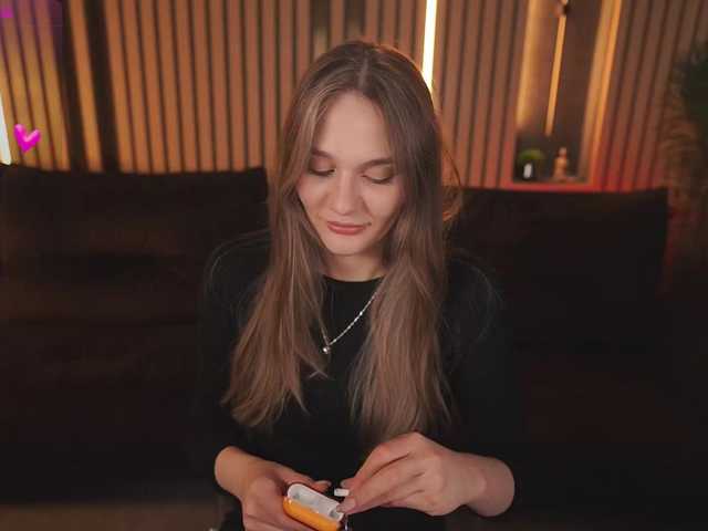 DiamondGoldie live cam on BongaCams