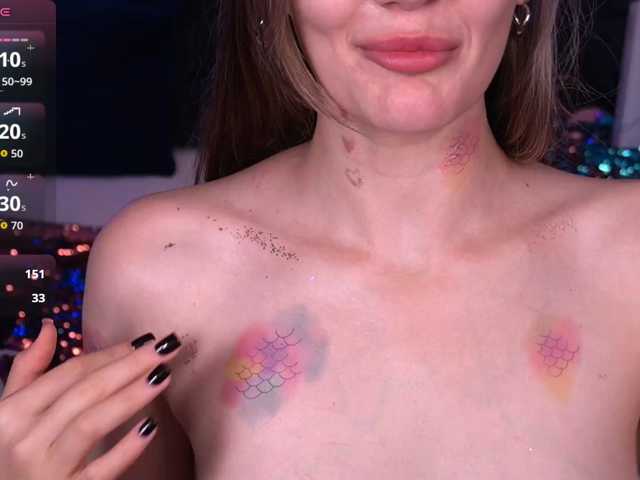 DiamondGoldie, live now on BongaCams