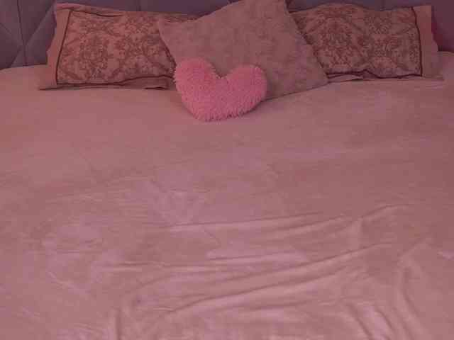 DiamondGoldie webcam
