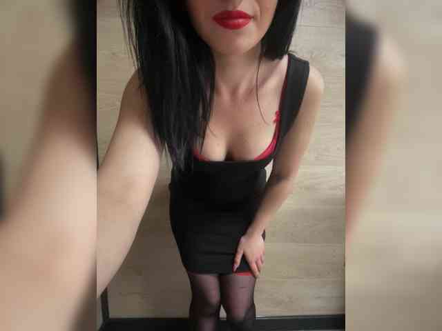 MidnightEva webcam