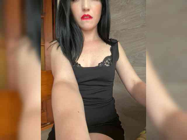 MidnightEva webcam