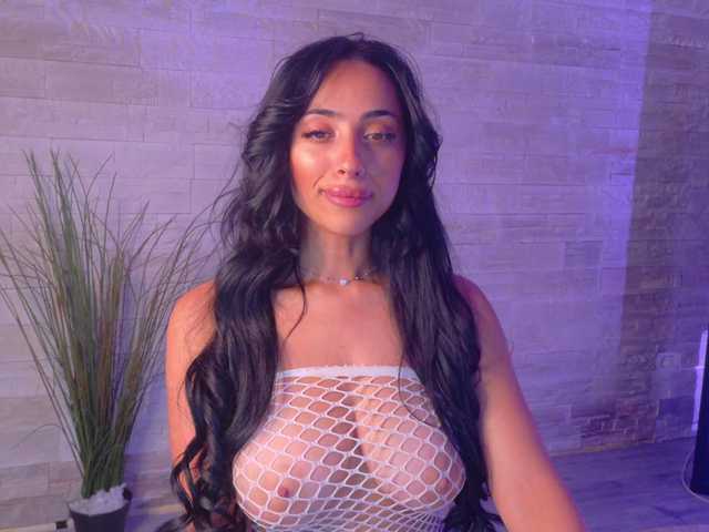 Cupcake-Izzy live webcam show
