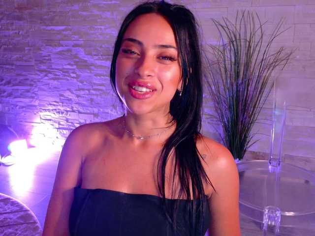 cupcake-izzy live sex show