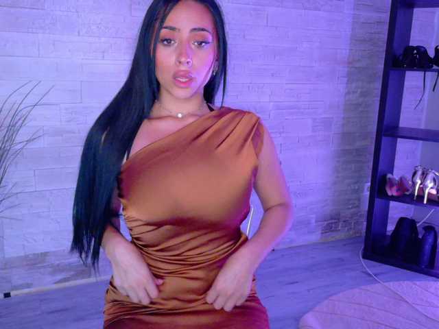 Cupcake-Izzy live webcam show