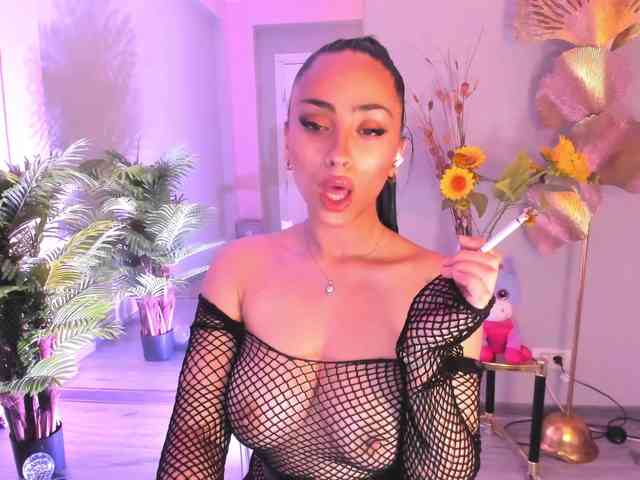 Cupcake-Izzy webcam