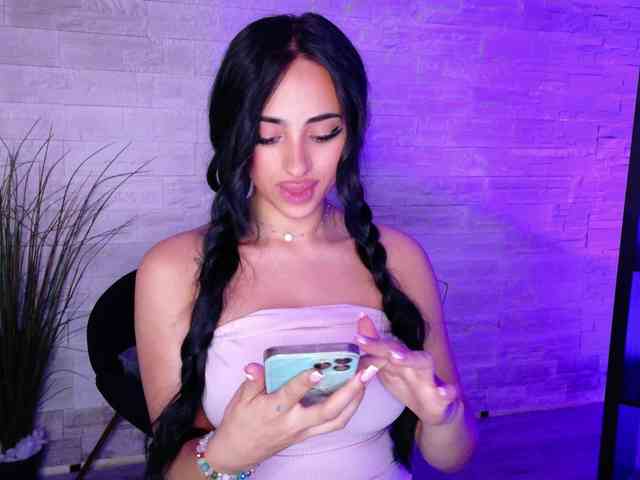 Cupcake-Izzy webcam