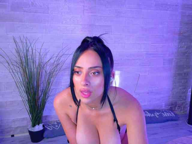 Cupcake-Izzy webcam
