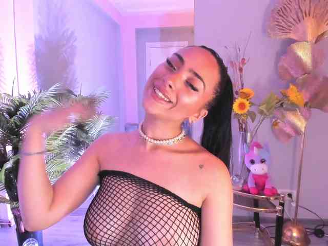 Cupcake-Izzy webcam