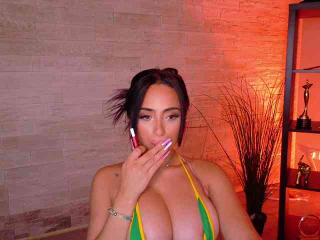 Cupcake-Izzy webcam