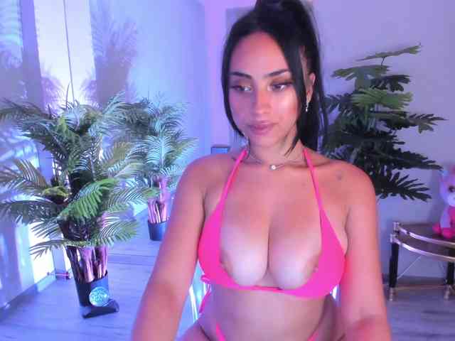 Cupcake-Izzy webcam