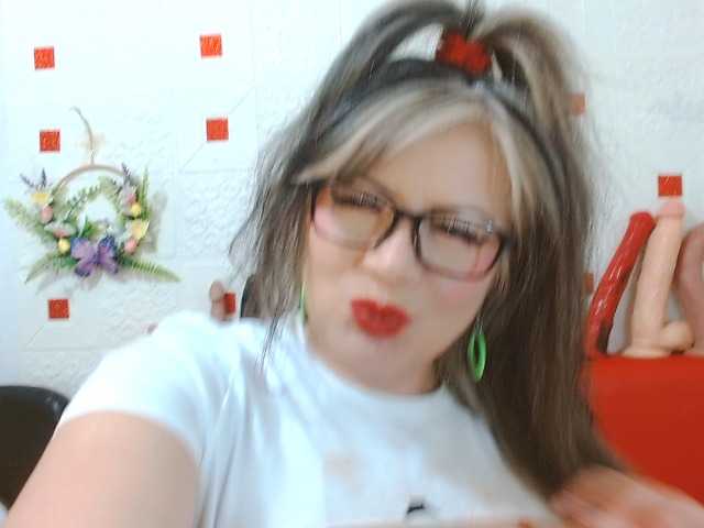 AngieHotStar