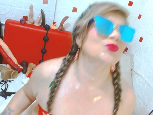 KiannaSex08 Live Cam and Statistics on UnifiedCams