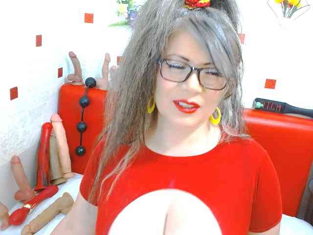 AngieHotStar webcam