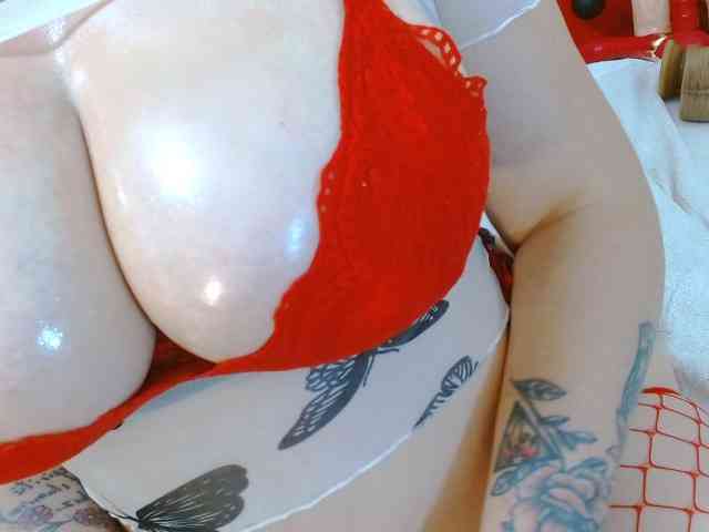 AngieHotStar webcam