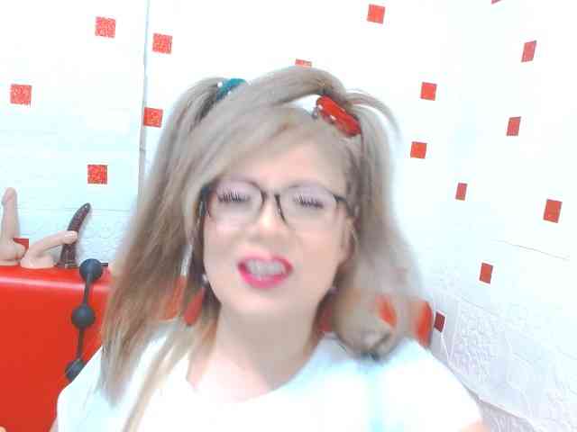 AngieHotStar
