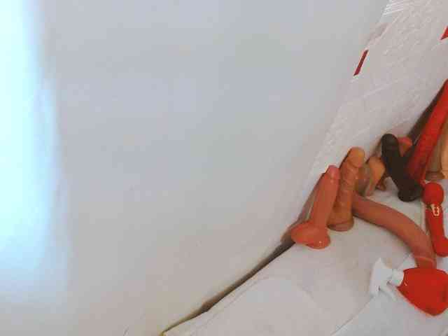 AngieHotStar webcam