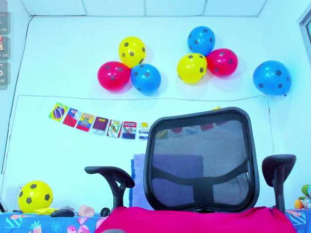 yuriiblaze live cam on BongaCams