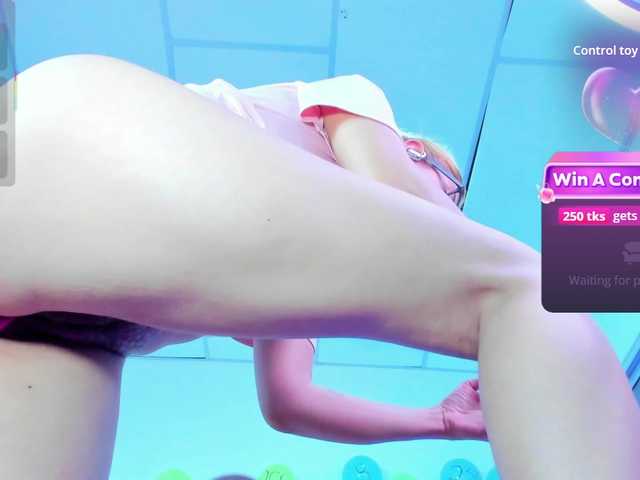 yuriiblaze Live Cam on BongaCams