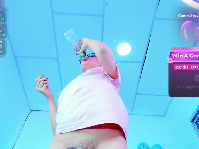 yuriiblaze live cam on BongaCams