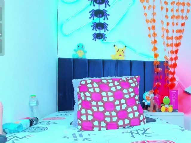yuriiblaze live cam on BongaCams