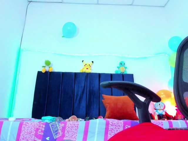 yuriiblaze live cam on BongaCams