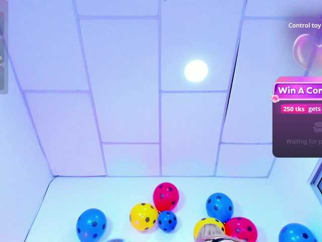 yuriiblaze live cam on BongaCams