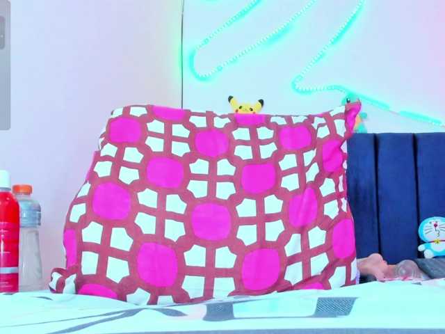 yuriiblaze live cam on BongaCams