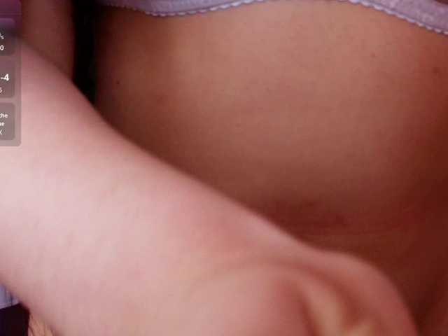 Inari-Okami live webcam show