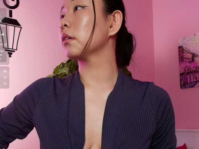 Inari-Okami live webcam show