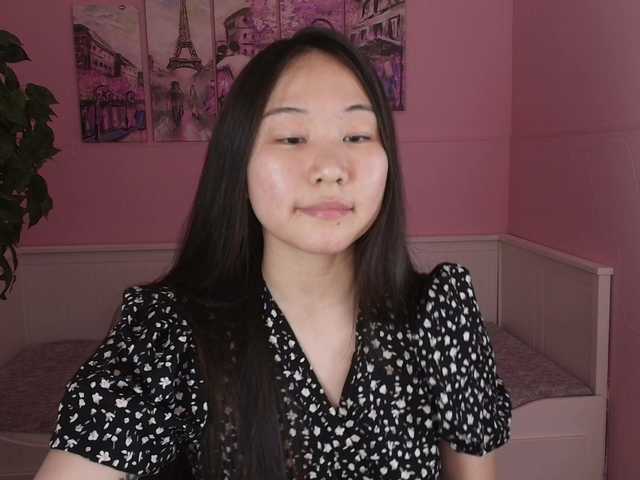 Inari-Okami live cam on BongaCams