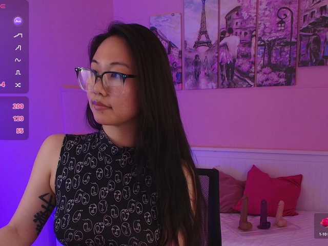 Inari-Okami's BongaCams show and profile