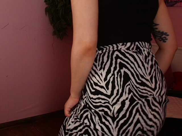 Inari-Okami Live Cam on BongaCams