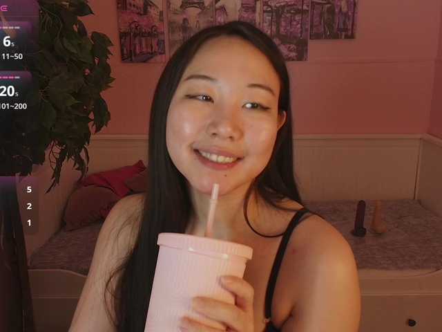 Inari-Okami Live Cam on BongaCams