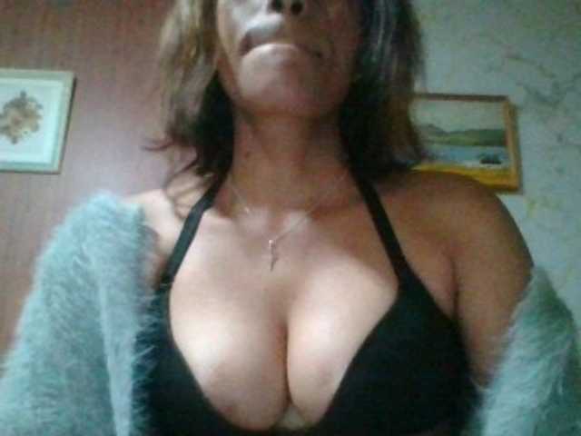 Lekah live cam on BongaCams