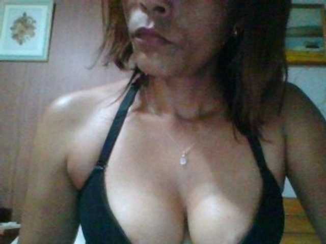 Lekah live cam on BongaCams