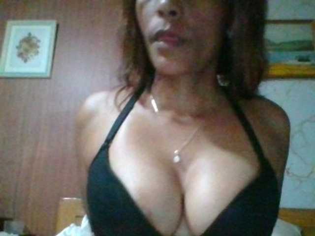 Lekah live cam on BongaCams