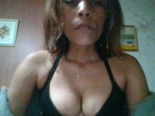 Lekah live cam on BongaCams