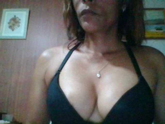 Lekah live cam on BongaCams