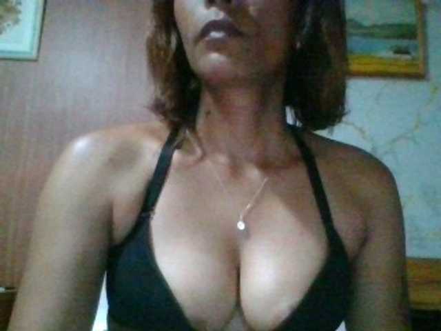 Lekah live cam on BongaCams