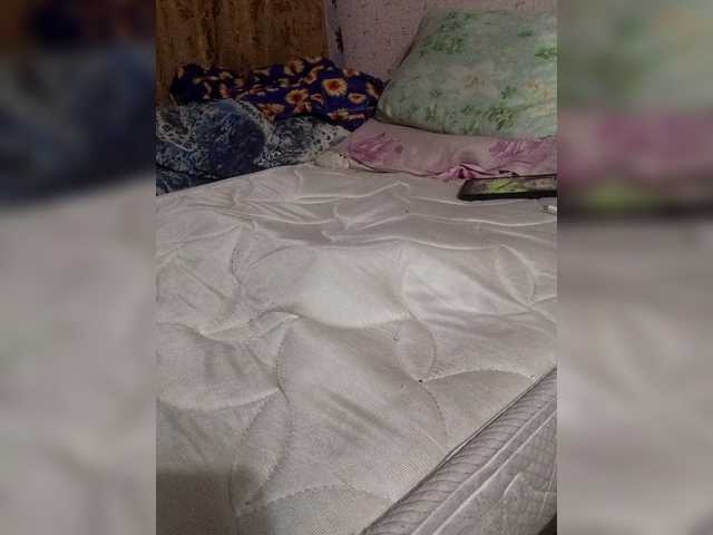 Vikki3011 live cam on BongaCams