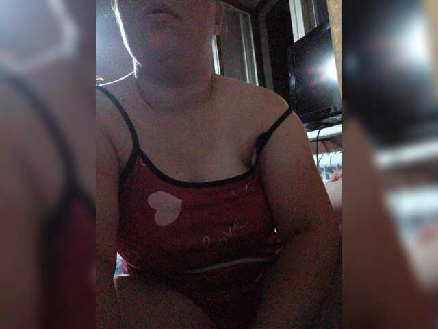Vikki3011 live cam on BongaCams