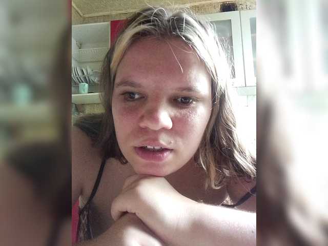 Vikki3011 live webcam show