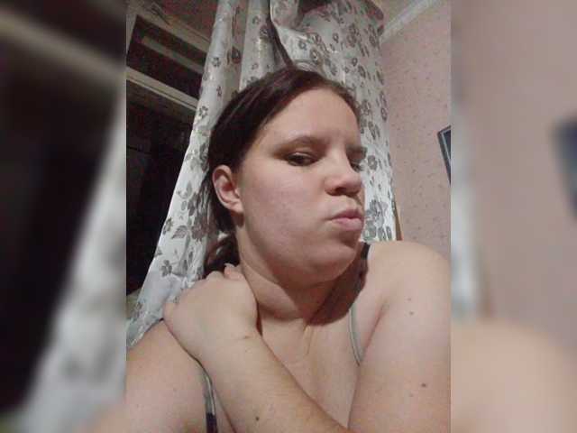 Vikki3011 live cam on BongaCams