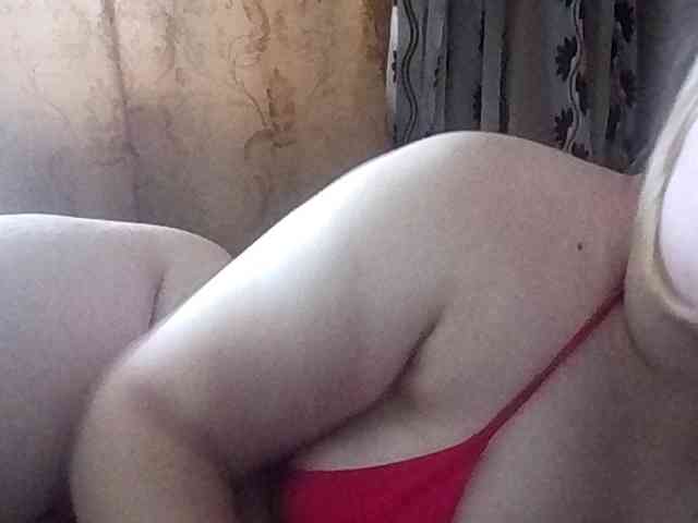Vikki3011 webcam