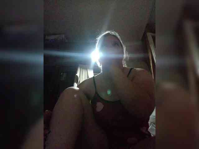 Vikki3011 webcam