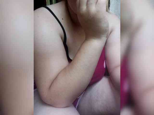 Vikki3011 webcam