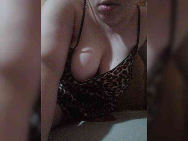 Vikki3011 webcam